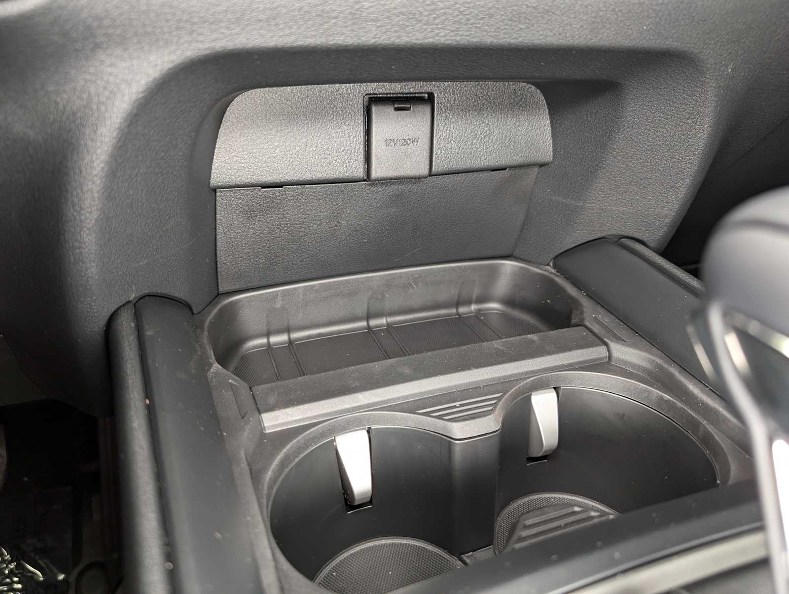 2025 Mazda CX-50 2.5 Select photo 24