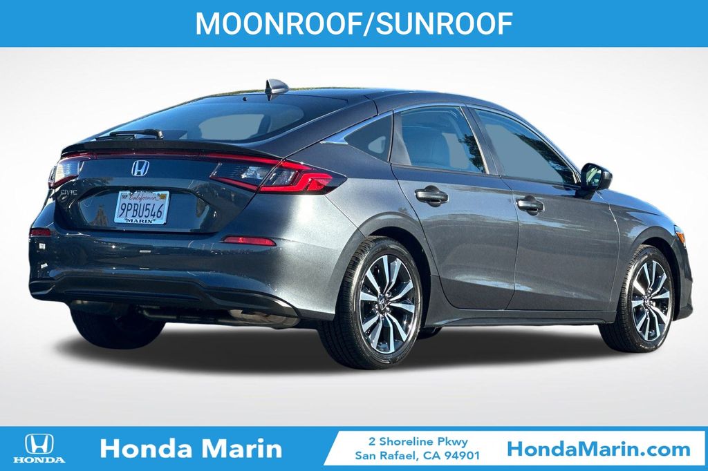 2024 Honda Civic Hatchback EX-L photo 4