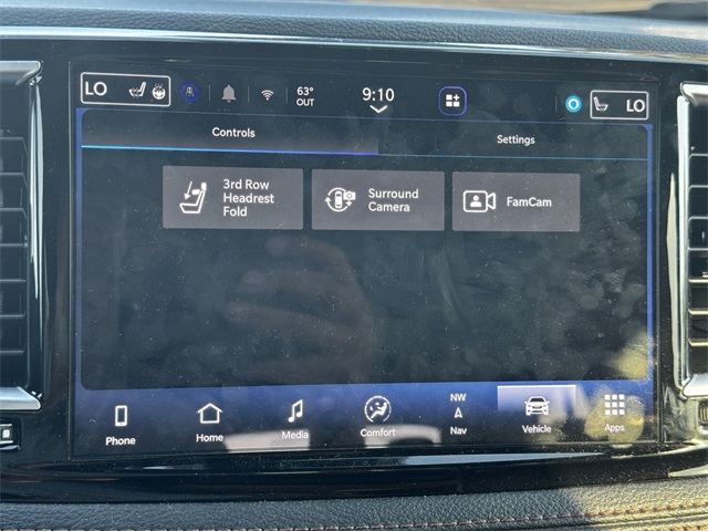 2025 Chrysler Pacifica Pinnacle photo 36