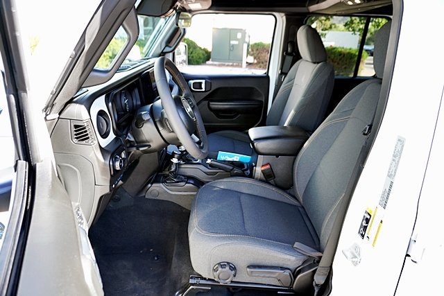 Certified Used 2024 White Jeep Sport S 4xe image 14