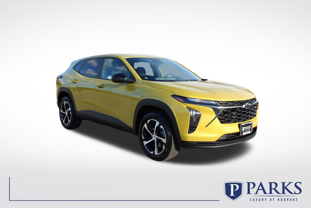 2025 Chevrolet Trax RS's photo