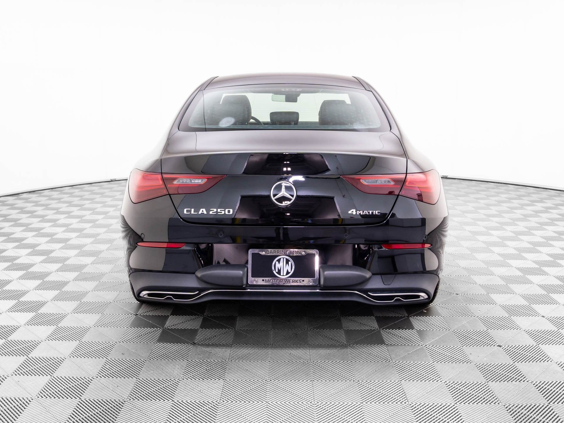 2025 Mercedes Benz CLA 250 4MATIC photo 4
