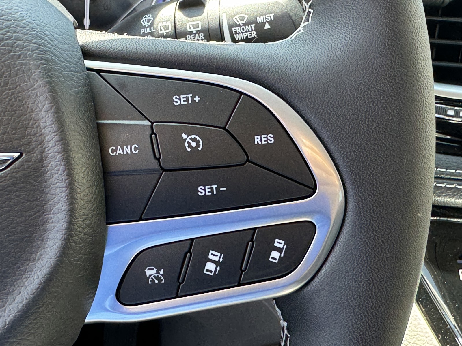 2024 Chrysler Pacifica Limited photo 21