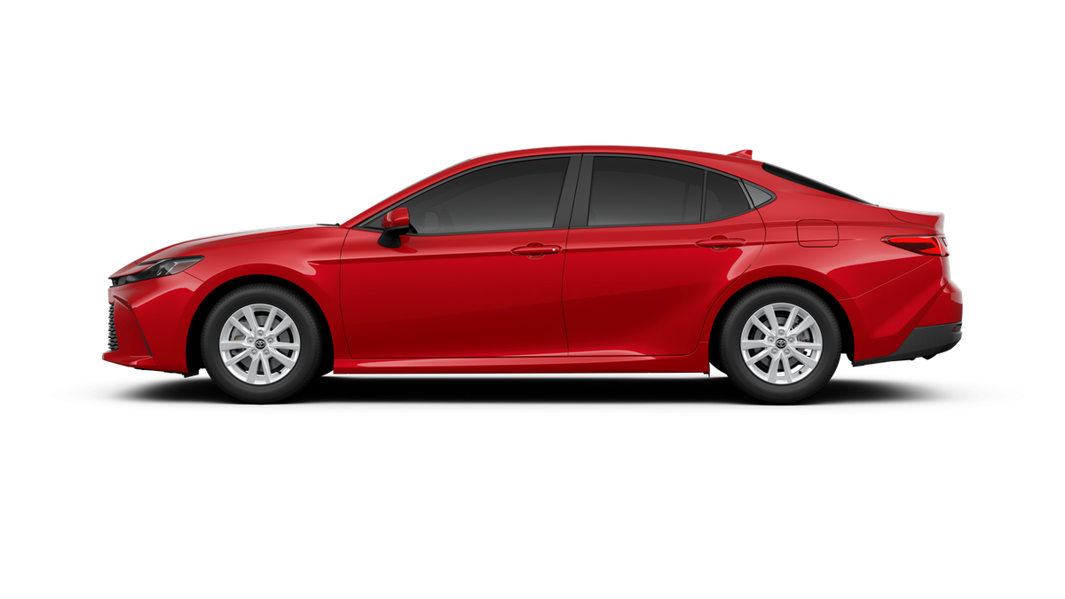 2026 Toyota Camry LE photo 4