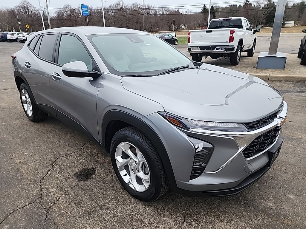 2024 Chevrolet Trax LS