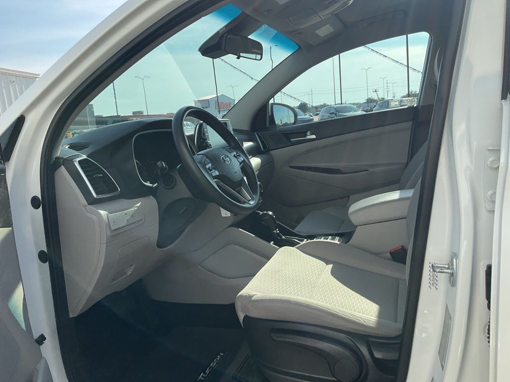 Used 2021 Hyundai Tucson SE with VIN KM8J2CA45MU364202 for sale in Hutchinson, KS