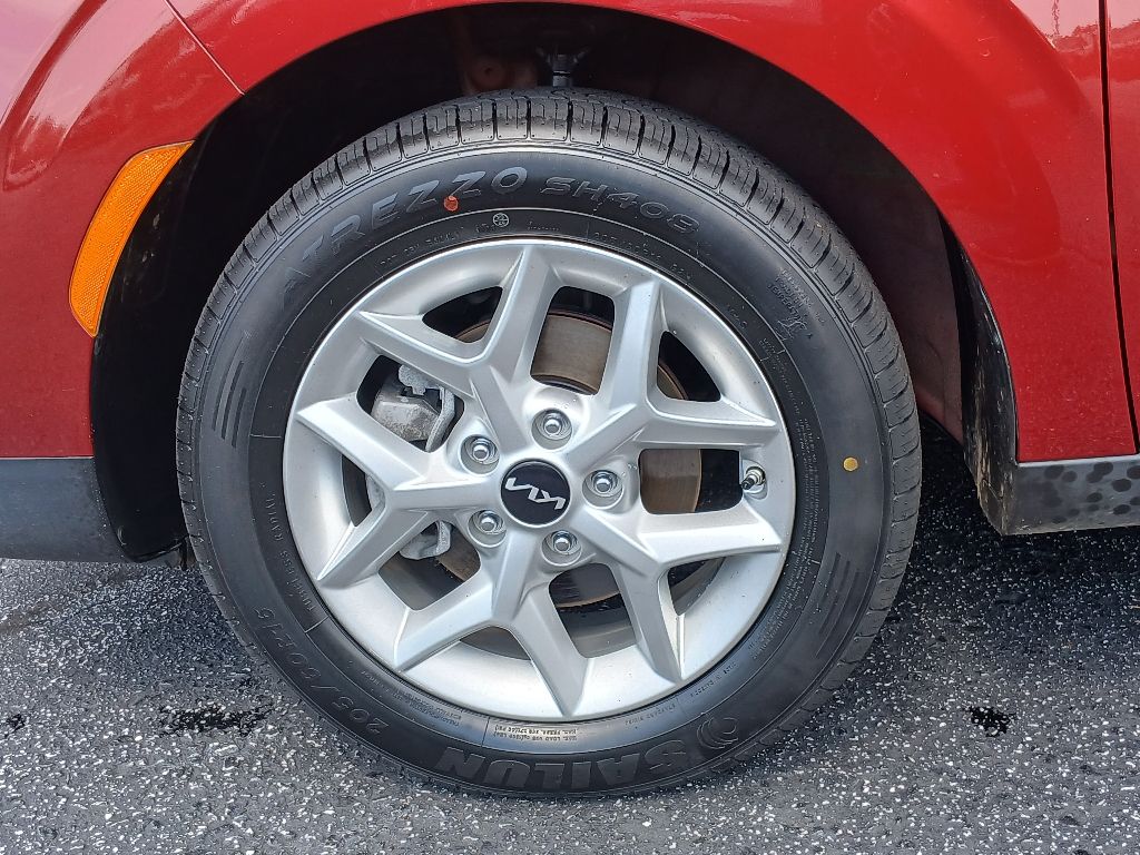 2023 Kia Soul LX photo 8