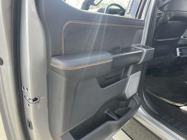 2024 Ford F-250 Platinum photo 15