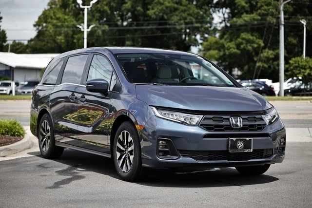 2026 Honda Odyssey EX-L photo 17