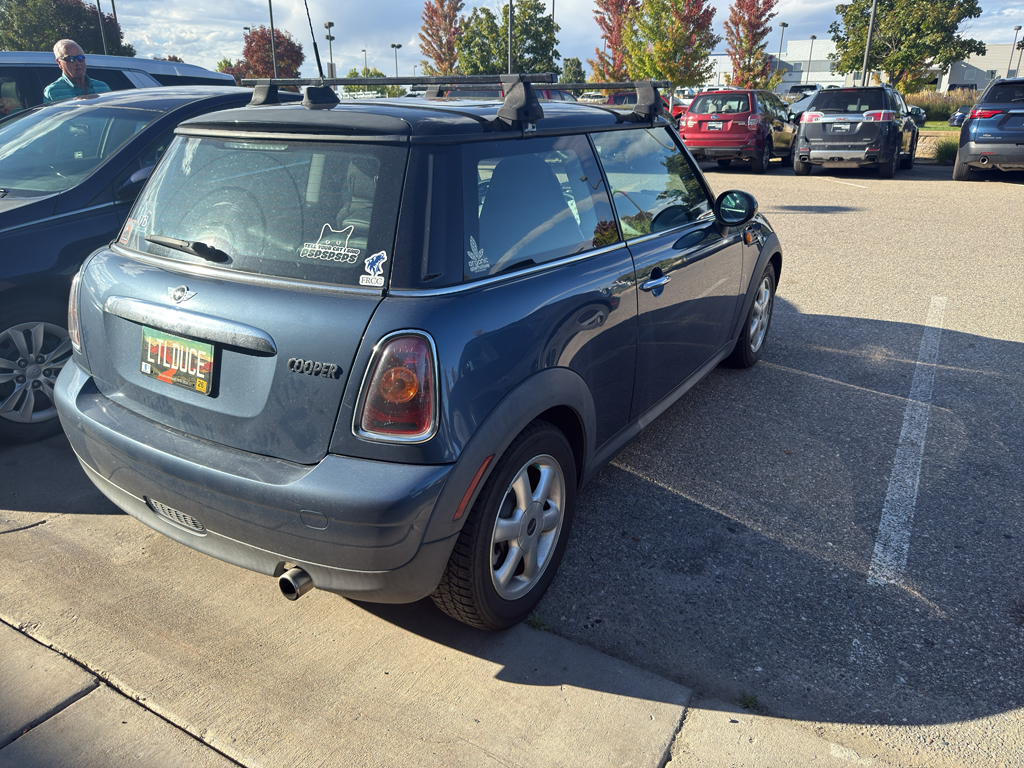 2010 Mini Cooper Hardtop photo 5