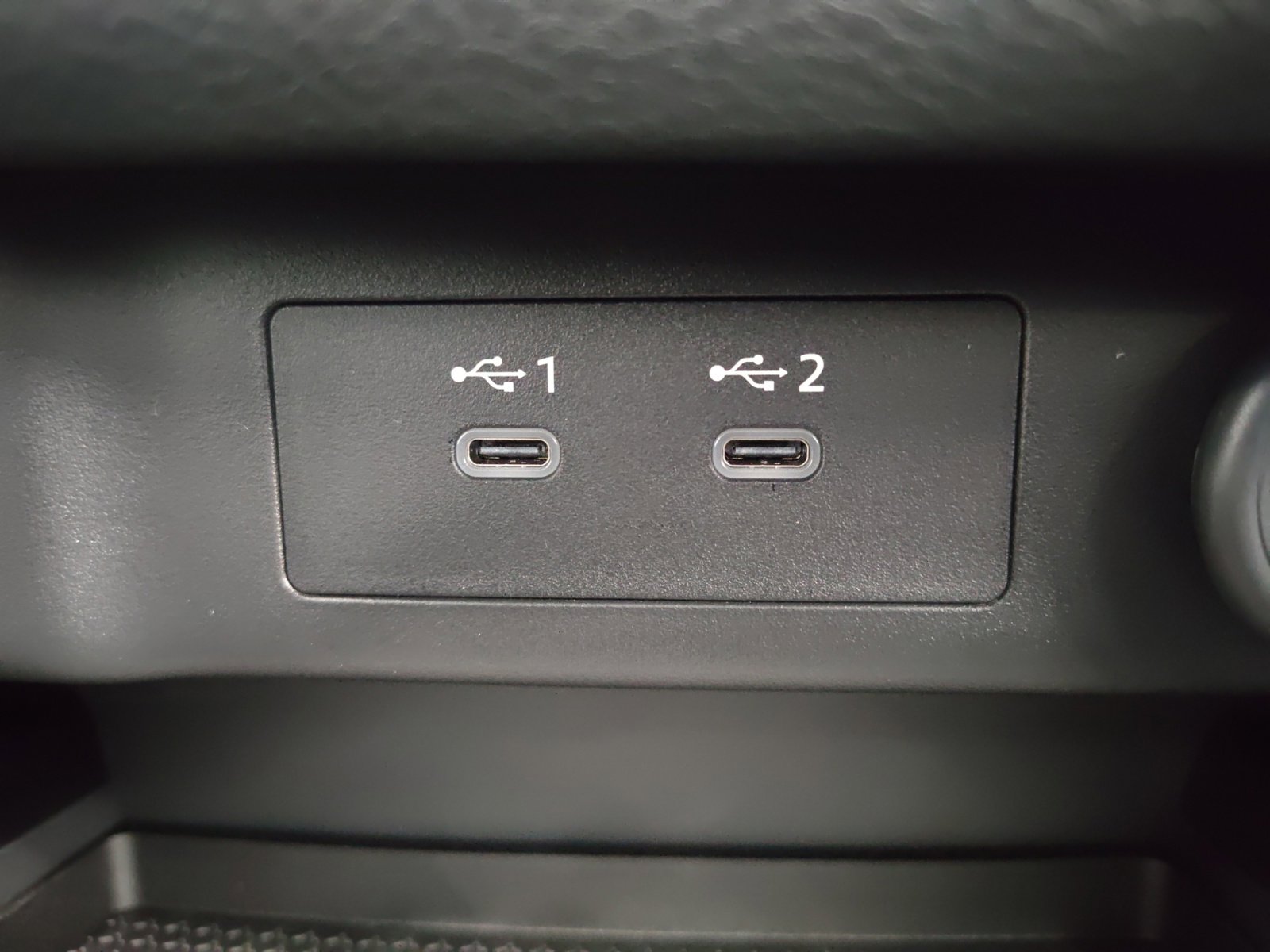 2025 Nissan Rogue SV photo 19