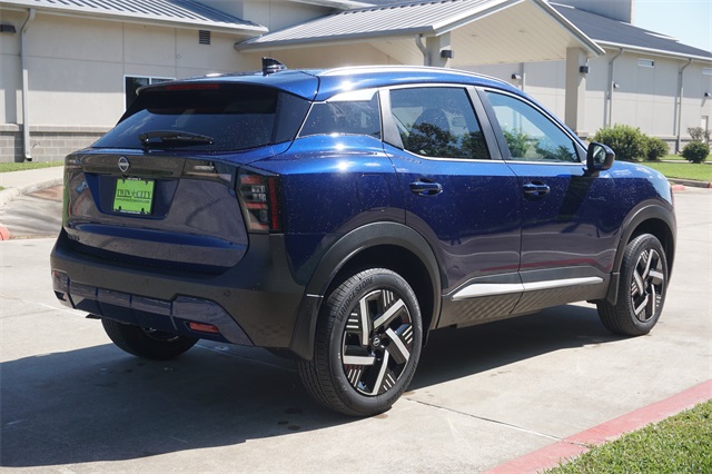 2026 Nissan Kicks SV photo 2