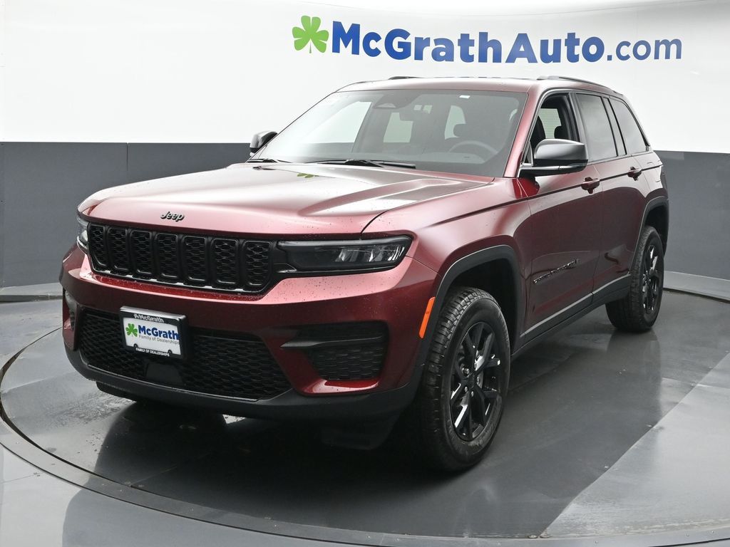 2025 Jeep Grand Cherokee Altitude photo 17