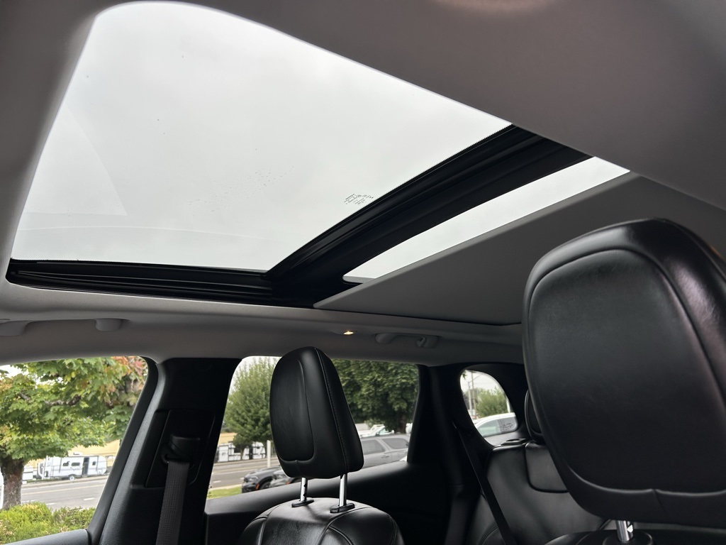 2020 Jeep Cherokee Altitude photo 17