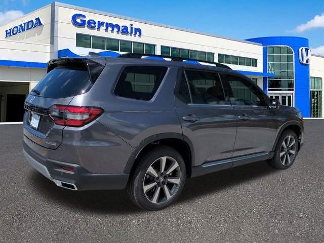2025 Honda Pilot Touring photo 2