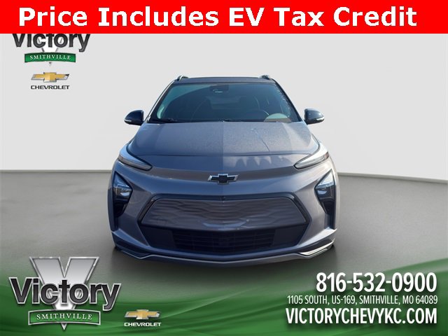 Used 2022 Chevrolet Bolt EUV Premier with VIN 1G1FZ6S09N4122462 for sale in Kansas City