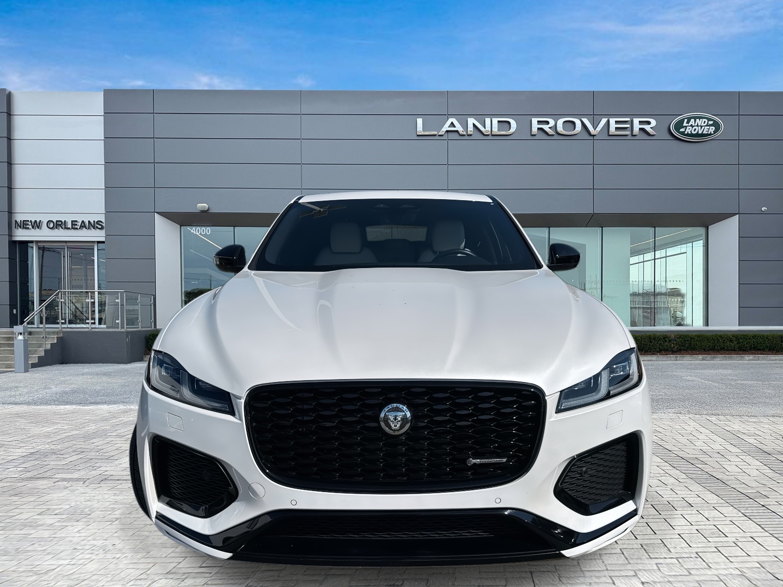 2025 Jaguar F-PACE R-Dynamic S P250 photo 4