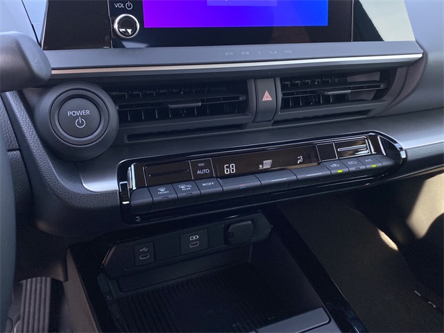 2026 Toyota Prius LE photo 24