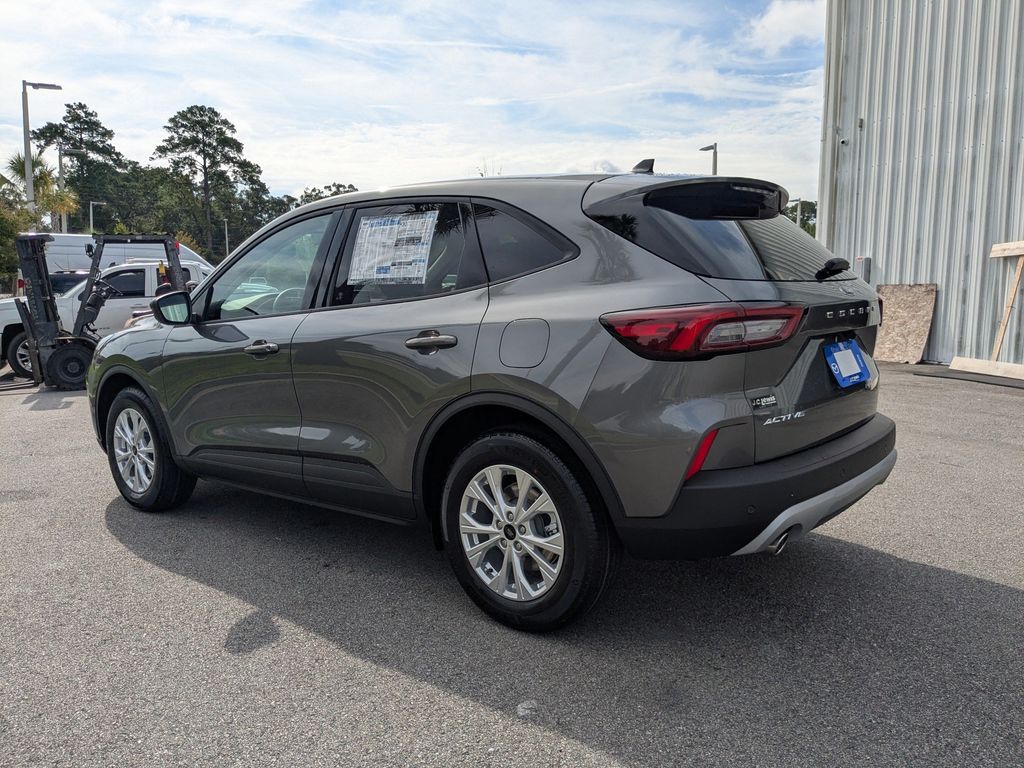 2025 Ford Escape Active photo 6
