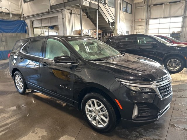 2024 Chevrolet Equinox LT's photo