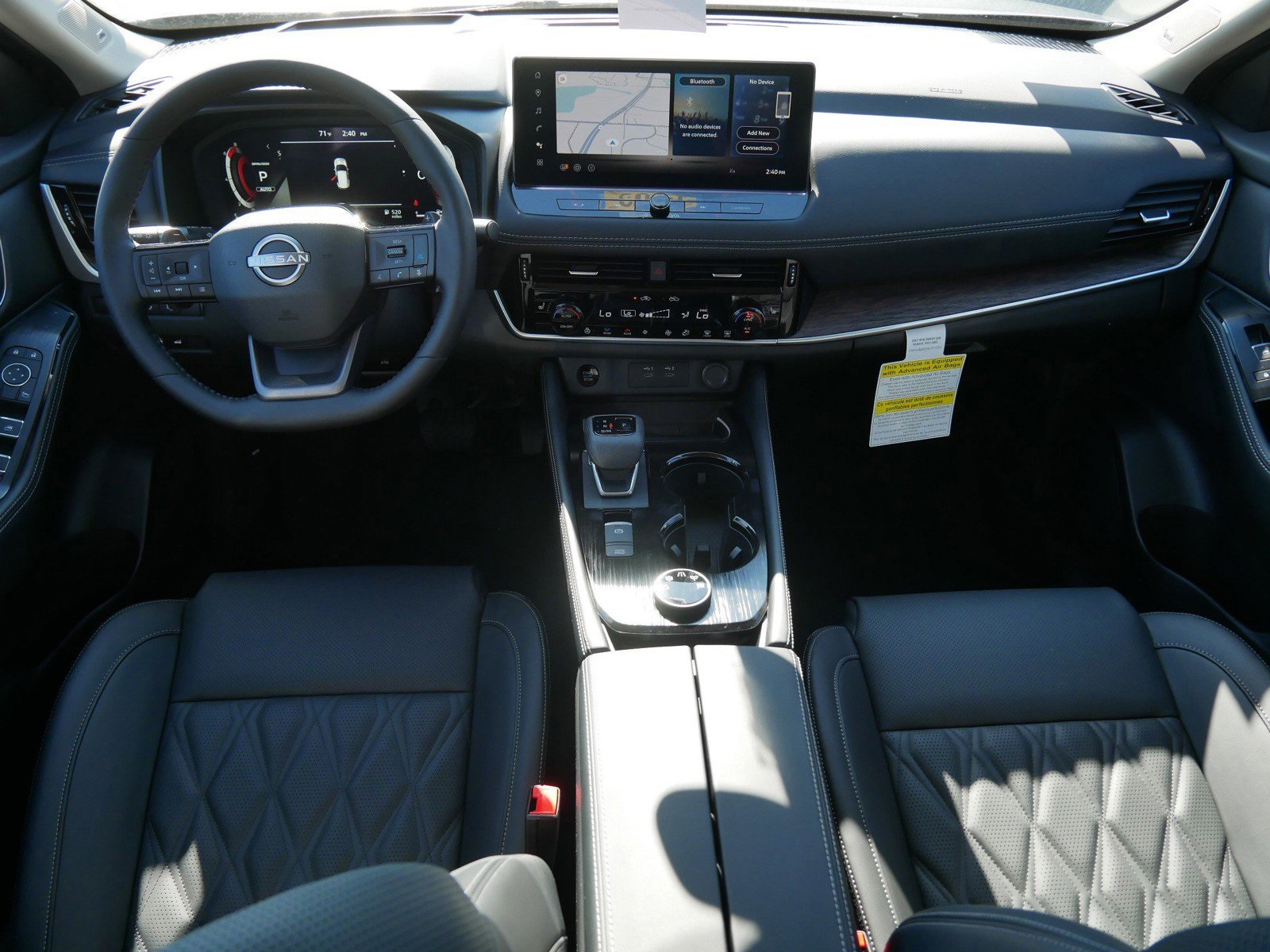 2026 Nissan Rogue Platinum photo 7