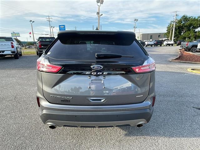 2024 Ford Edge Titanium photo 6