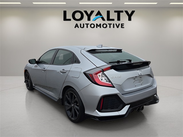 2018 Honda Civic Sport photo 3