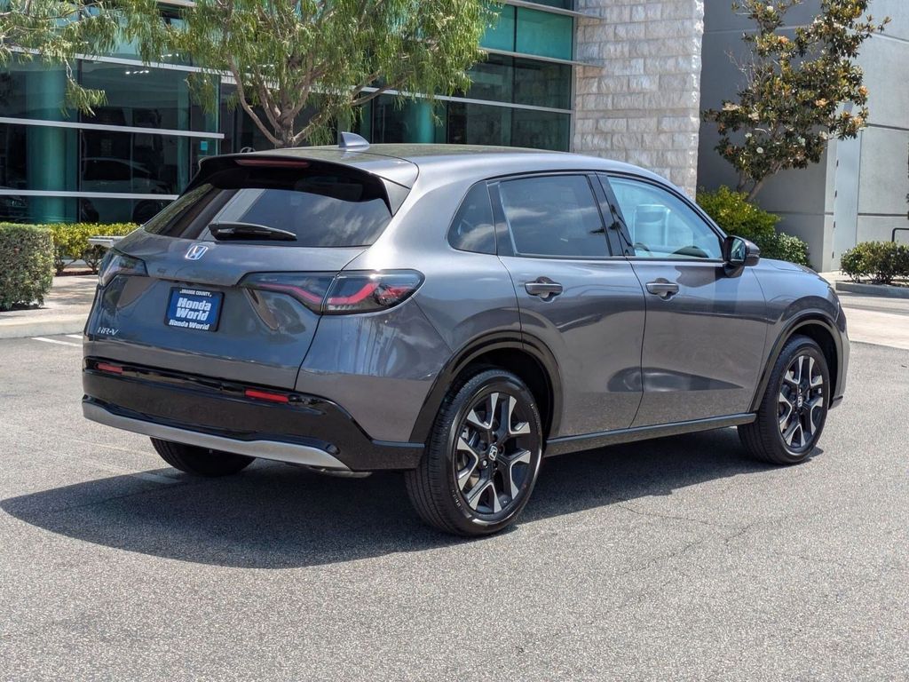 2026 Honda HR-V EX-L photo 4