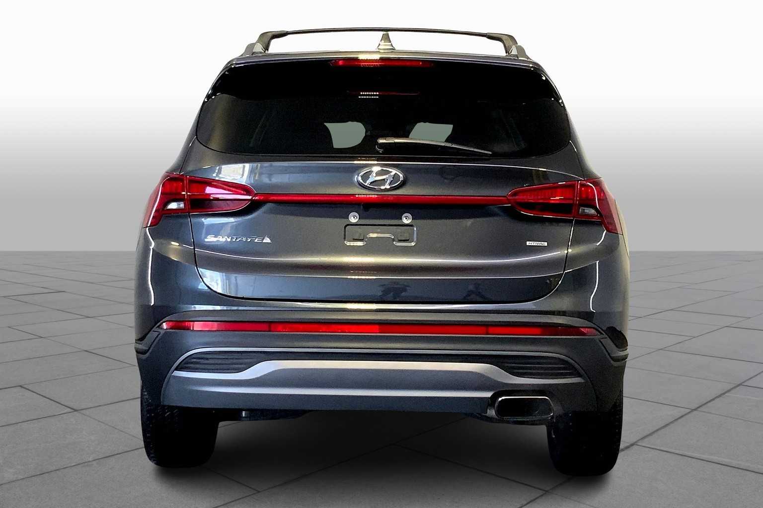 2023 Hyundai Santa Fe SEL photo 4