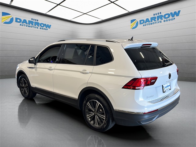 2024 Volkswagen Tiguan Wolfsburg Edition photo 8