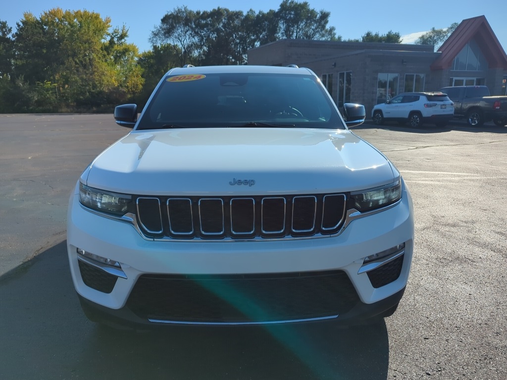 2024 Jeep Grand Cherokee Limited photo 3