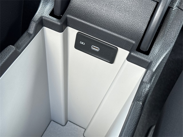 2025 Volkswagen Jetta GLI 2.0T Autobahn photo 31