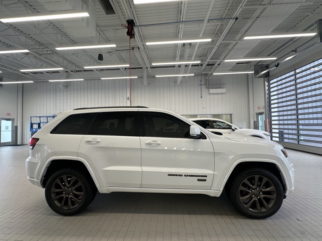 Used 2016 Jeep Grand Cherokee Limited with VIN 1C4RJFBG0GC471916 for sale in North Haven, CT