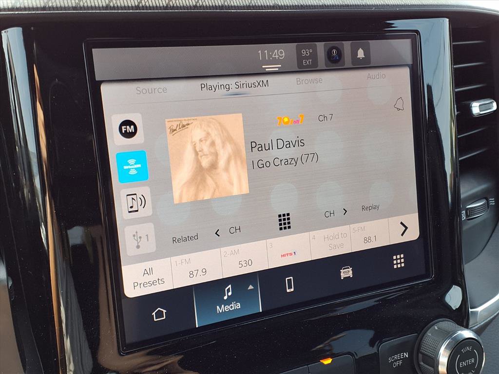 2025 Ram 1500 Big Horn photo 4