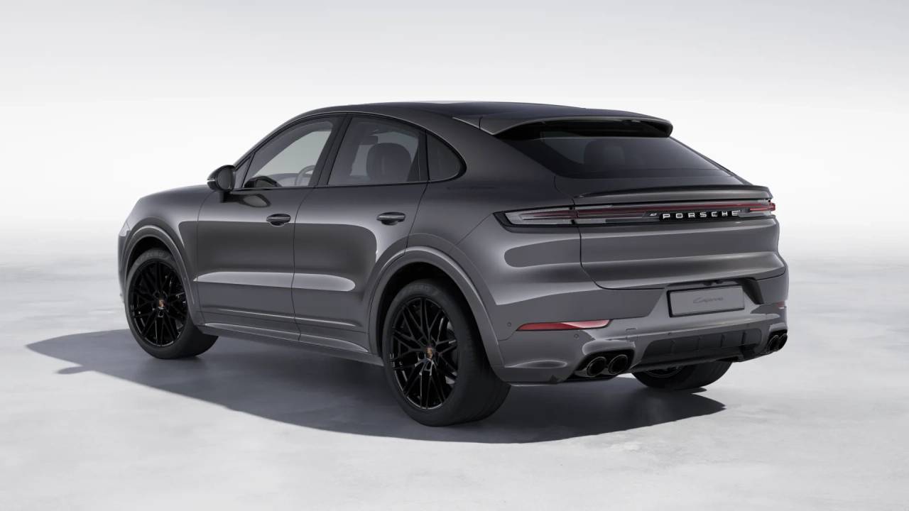 2026 Porsche Cayenne Coupe photo 3