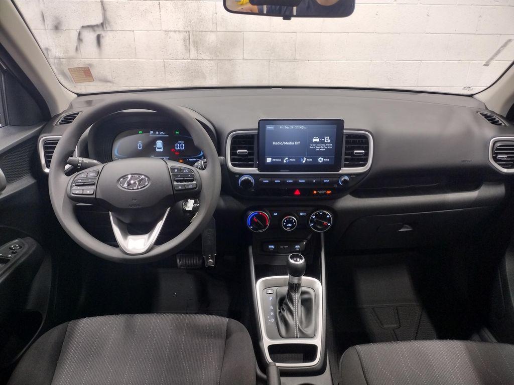 2026 Hyundai Venue SE photo 26