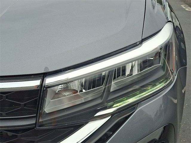 2022 Volkswagen Taos SE photo 9