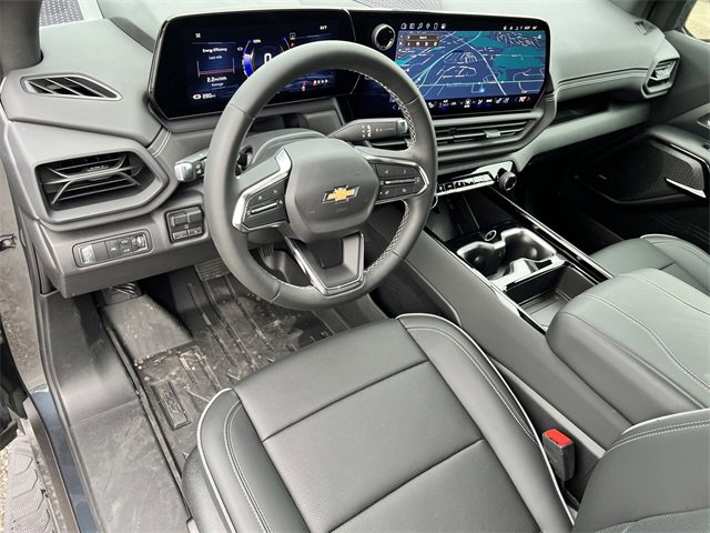 2025 Chevrolet Silverado EV LT photo 12