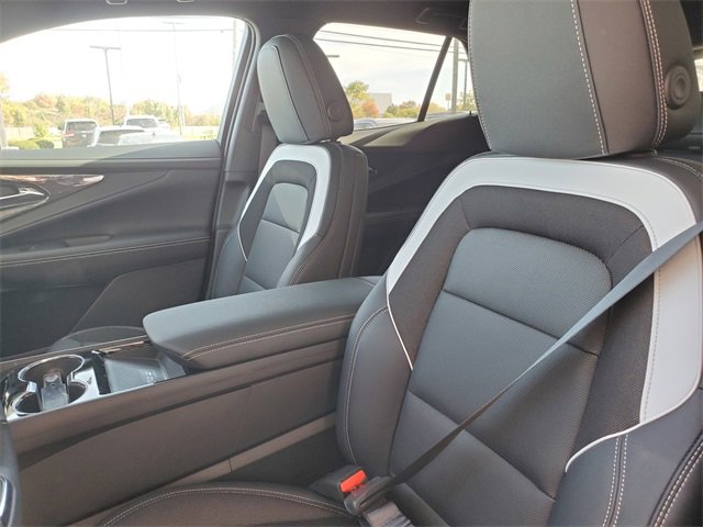 2025 Chevrolet Blazer EV photo 10