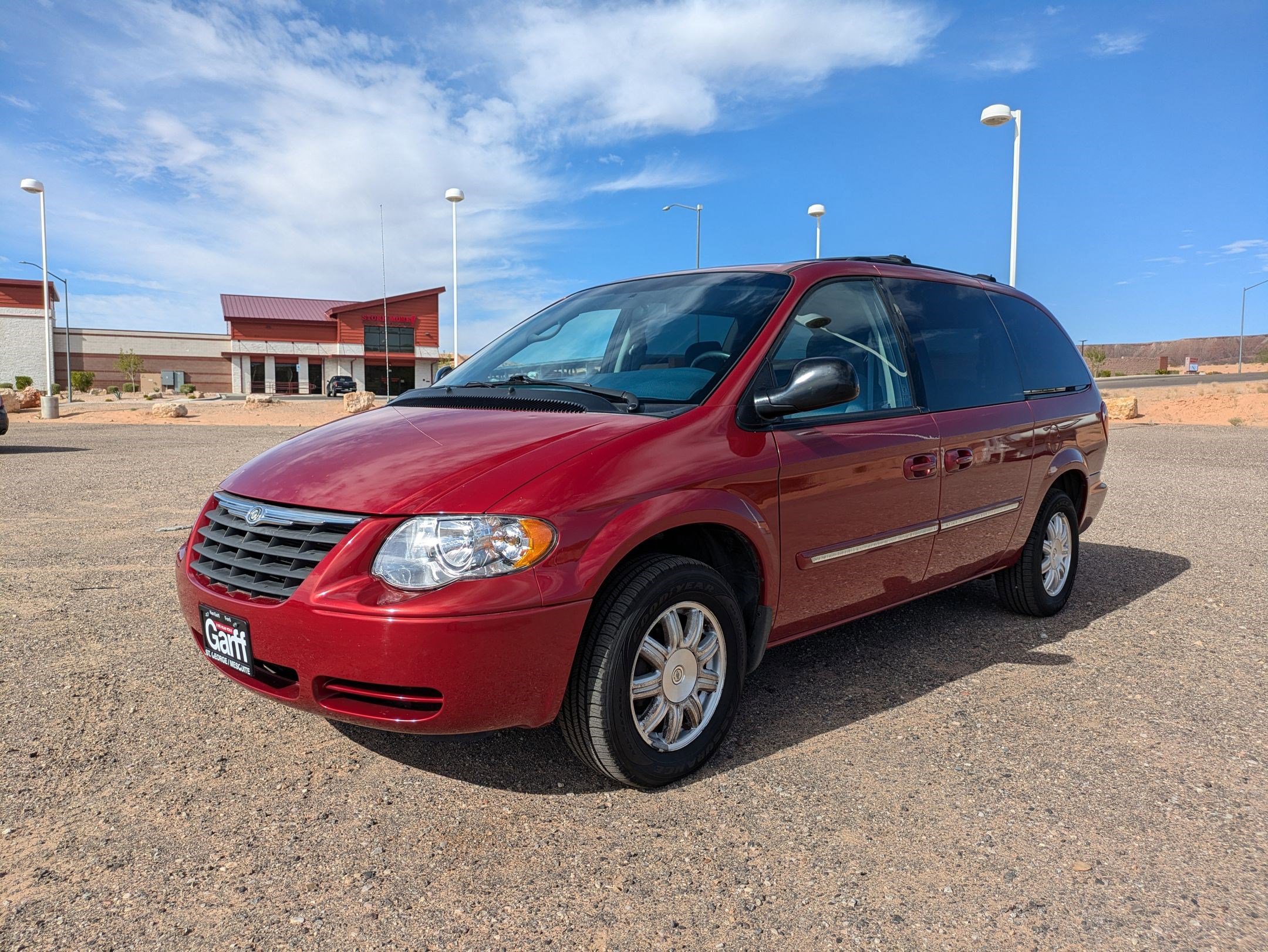 2006 Chrysler Town & Country Touring photo 7