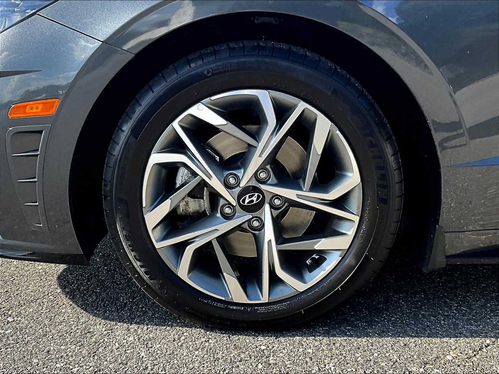 2022 Hyundai Sonata SEL photo 7