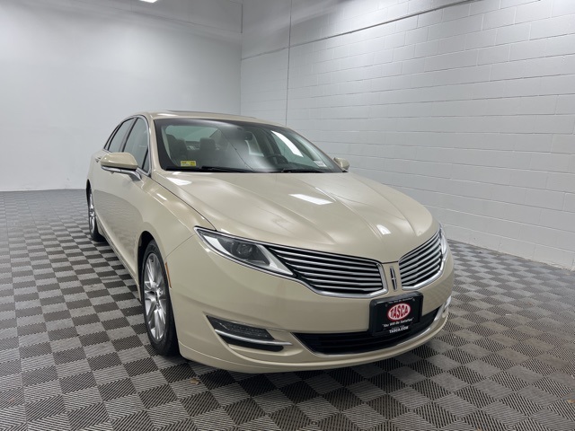 2016 Lincoln MKZ Base