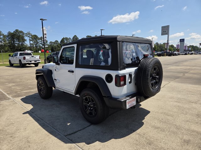 2025 Jeep Wrangler Sport photo 3