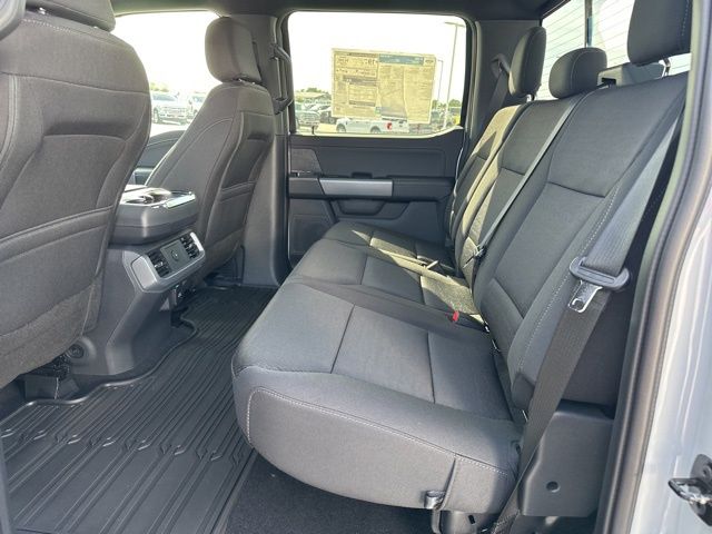 2025 Ford F-150 XLT photo 33