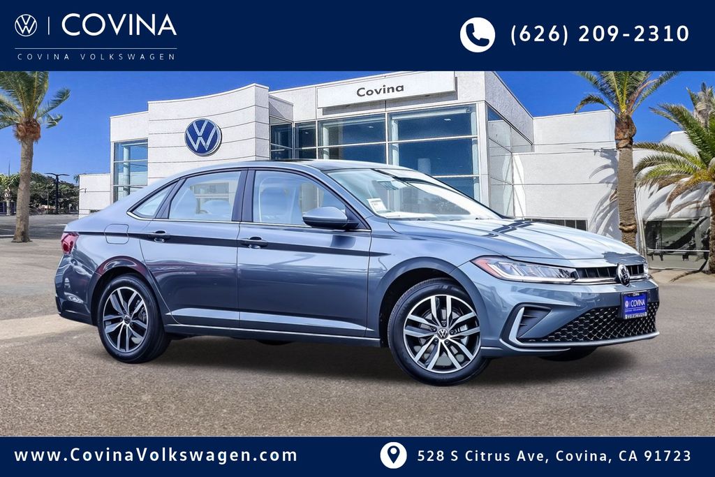 2026 Volkswagen Jetta SE's photo