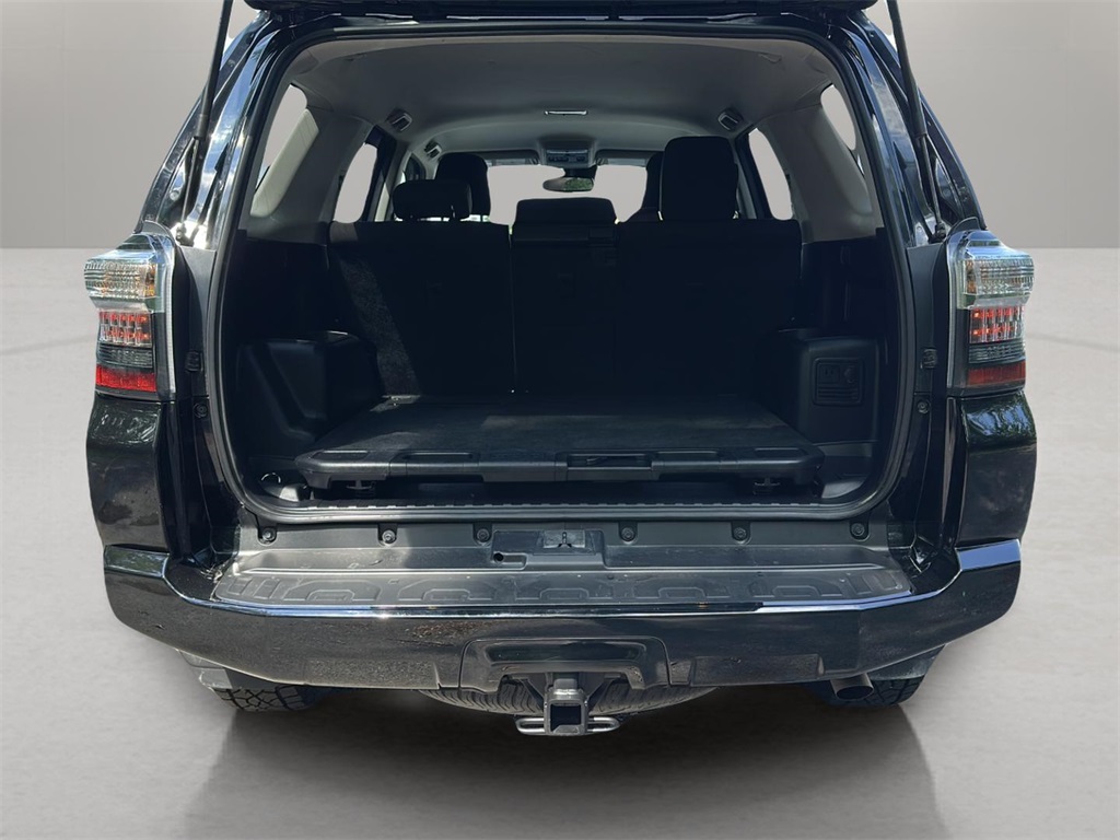 2022 Toyota 4Runner SR5 Trail photo 36