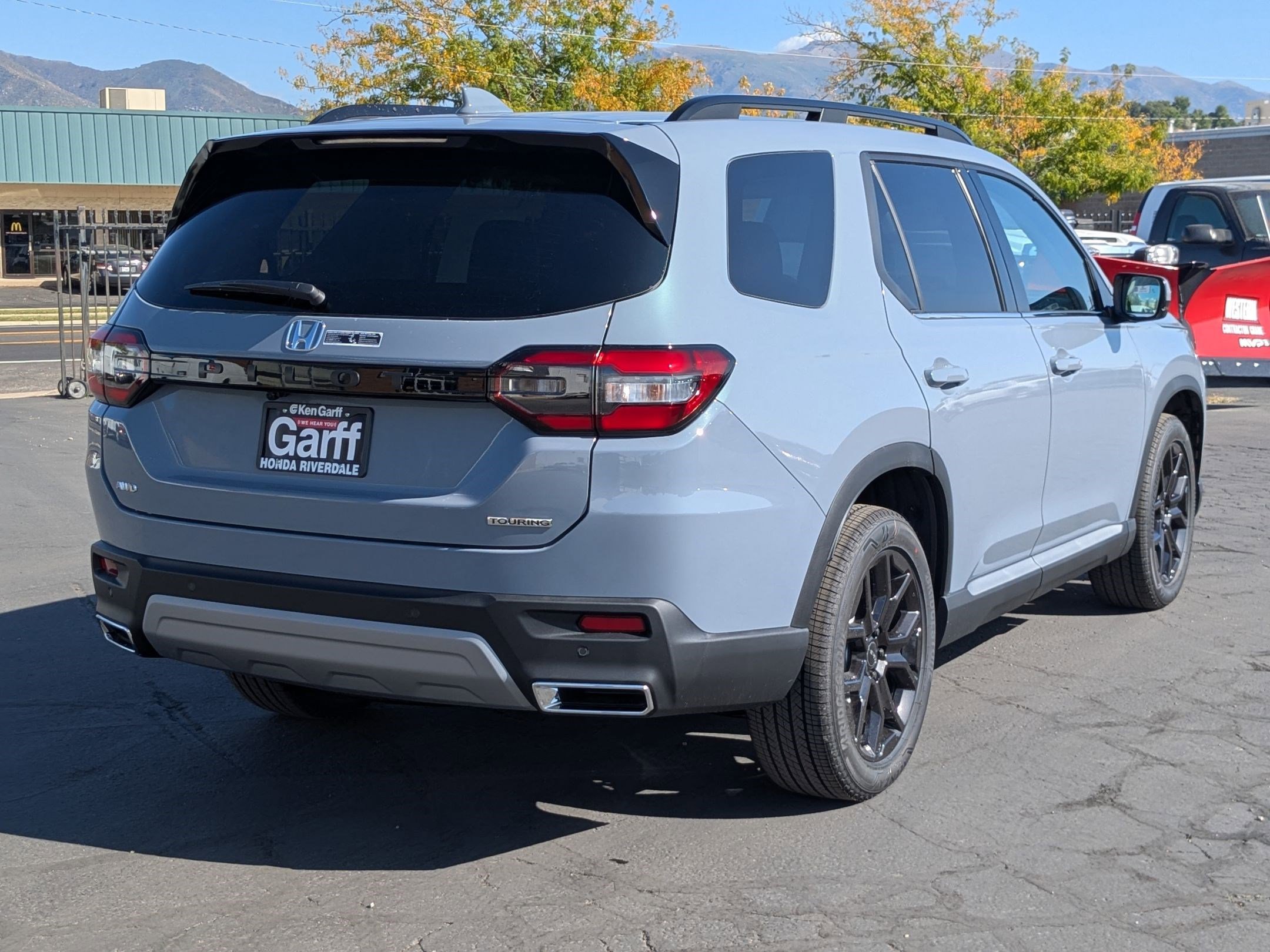 2025 Honda Pilot Touring photo 3