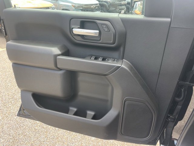 2026 Chevrolet Silverado 2500HD Custom photo 18