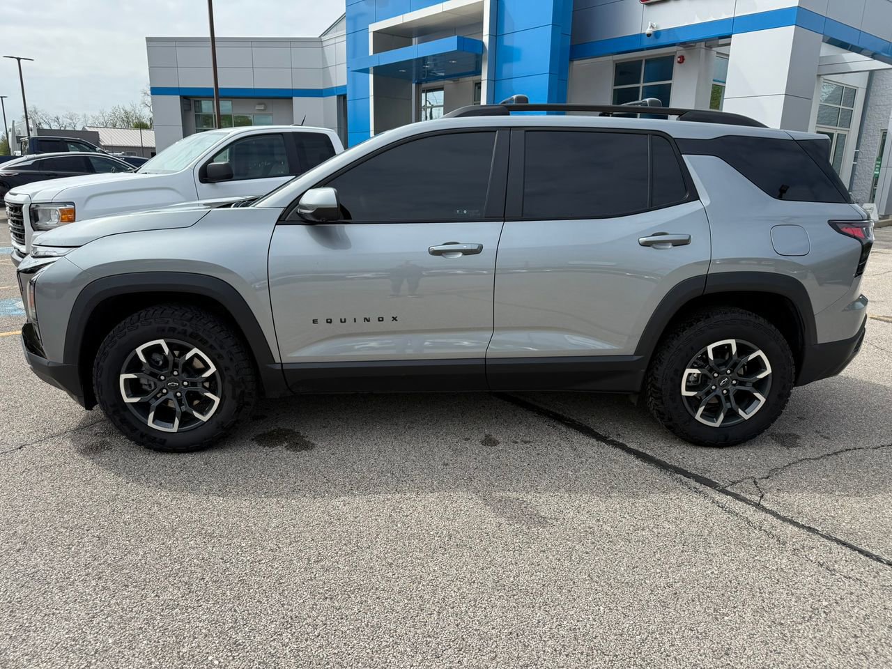 2025 Chevrolet Equinox ACTIV photo 3