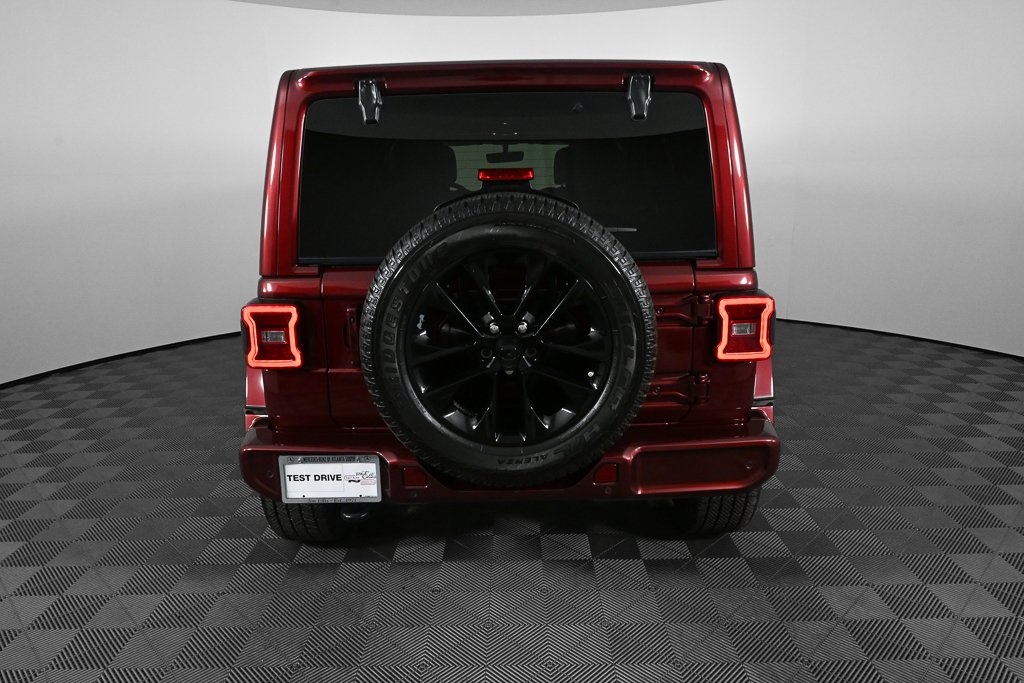 2021 Jeep Wrangler Unlimited Sahara High Altitude photo 24